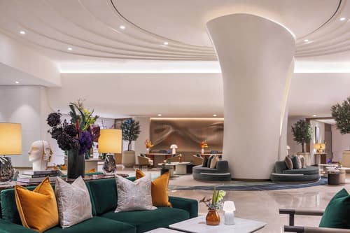 Address Creek Harbour, Lobby