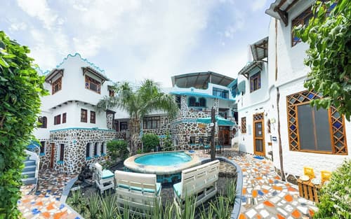 Maidith Galapagos Inn