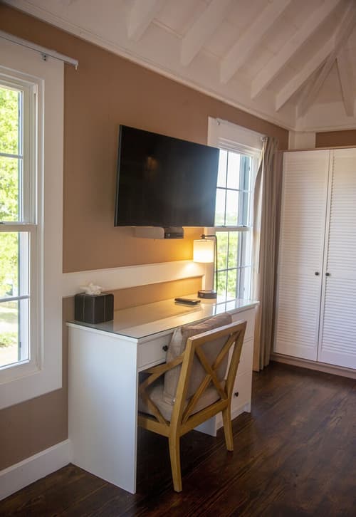 Weatherills Hotel, Room