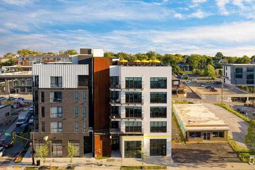 The Carter by AvantStay – Spacious Stay Near Downtown , Primary image