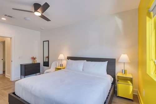The Carter by AvantStay – Spacious Stay Near Downtown , Room