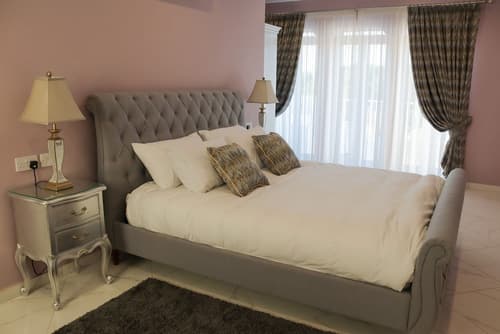 100 Boutique Living, Room