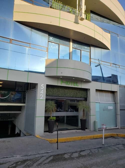 Hotel Esmeralda’s