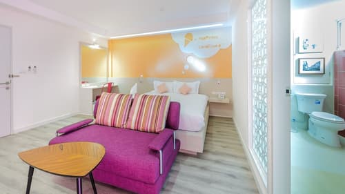 The Tint at Phuket town, Room