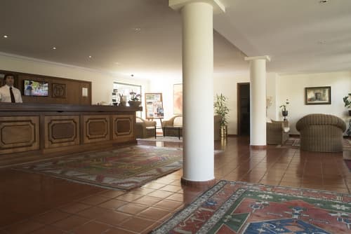 Hotel Quinta da Penha de França, Reception