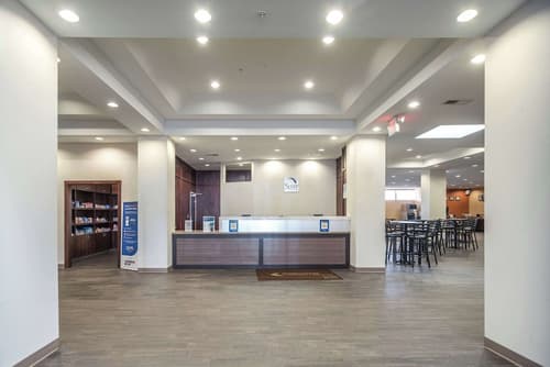 Sleep Inn & Suites and Conference Center Downtown, Lobby