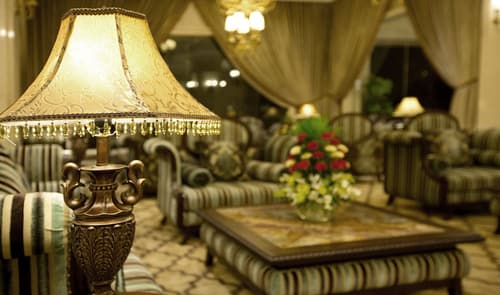 Eldora Hotel, Lobby sitting area