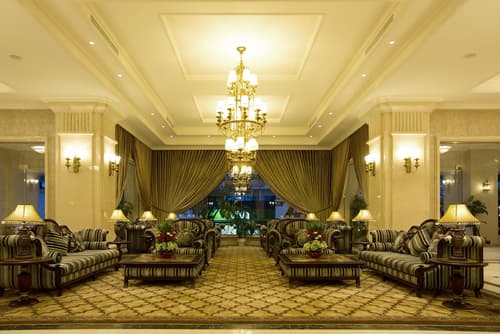 Eldora Hotel, Lobby sitting area