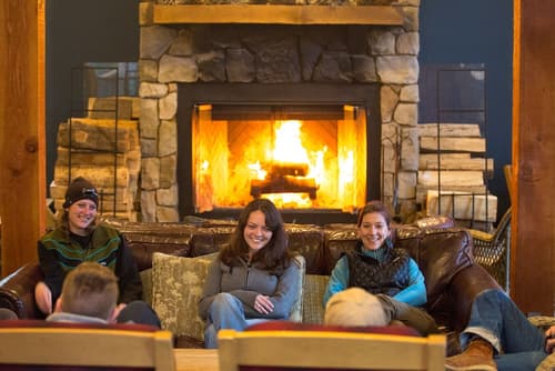 Evergreen Lodge Yosemite, Lobby sitting area