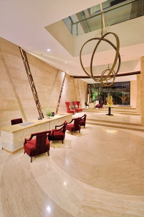 de Vins Sky Hotel Seminyak, Lobby