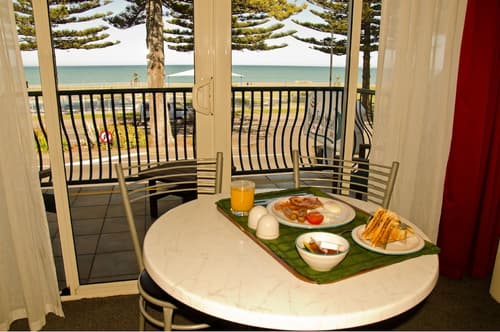 Beach Front Motel Napier, Living area