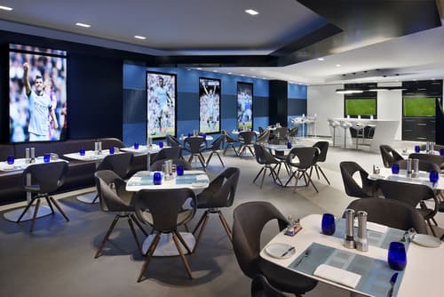 Southern Sun Abu Dhabi, Sports bar