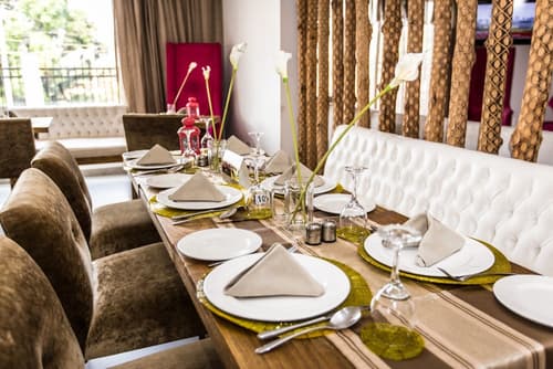 The Swiss Hotel, Restaurant