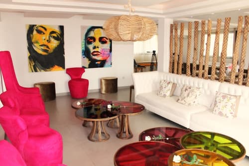 The Swiss Hotel, Lobby sitting area