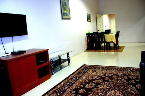 Pemandangan Indah Guest House