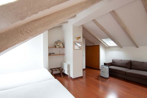 Hotel de l'Isard, Room