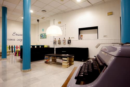 Casual de las Letras Sevilla Hotel, Lobby sitting area