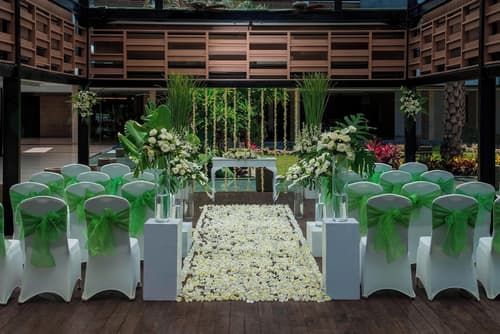 Courtyard By Marriott Bali Seminyak Resort, Pool