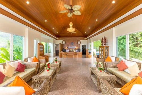 The View Rawada Phuket, Lobby