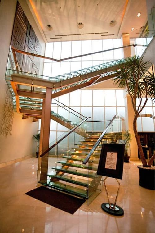 The Luxton Bandung, Interior entrance