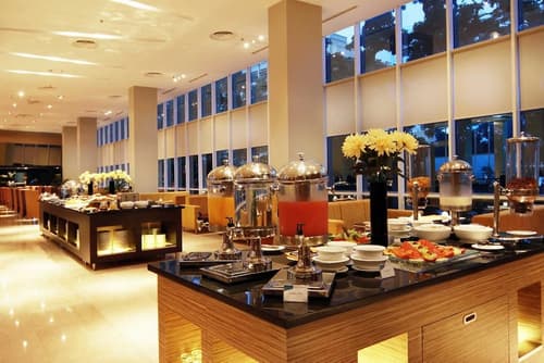 The Luxton Bandung, Dining