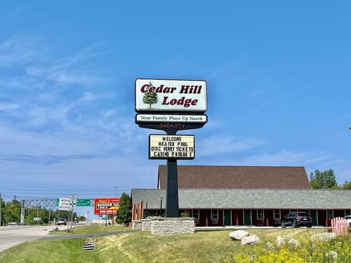 Cedar Hill Lodge