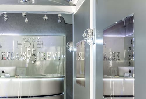 Relais Trevi 95 Boutique Hotel, Reception