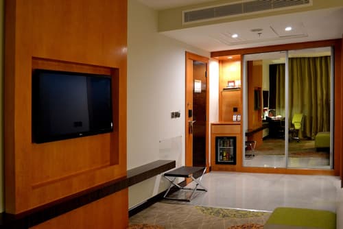 Holiday Inn Jeddah Gateway by IHG, Room
