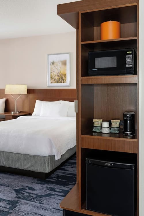 Fairfield Inn & Suites by Marriott St. Paul Northeast, Room