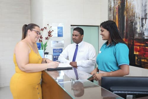 Best Western Elyon Colombo, Reception