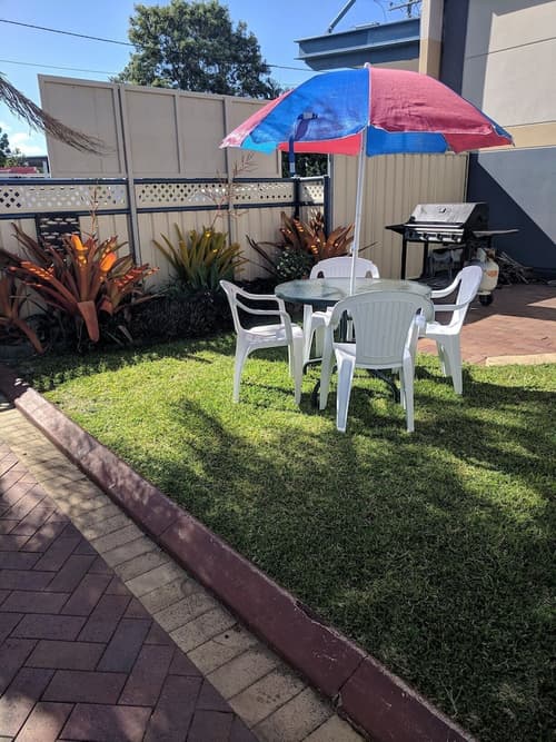 Main Street Motel, BBQ/picnic area