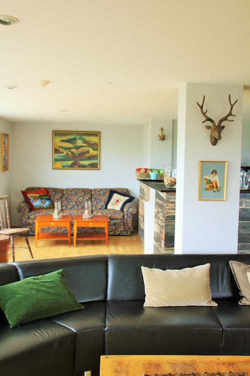 Eldey Airport Hotel, Interior entrance