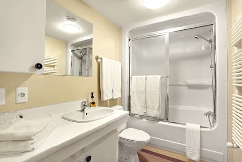 Eldey Airport Hotel, Room