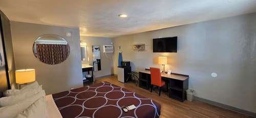 Super 8 by Wyndham Sonora