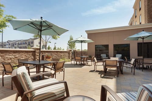 Hampton Inn & Suites Philadelphia Montgomeryville, Terrace/patio