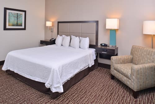 Hampton Inn & Suites Bend, Room