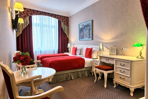 SleepWalker Boutique Suites