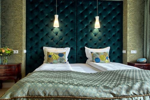 SleepWalker Boutique Suites