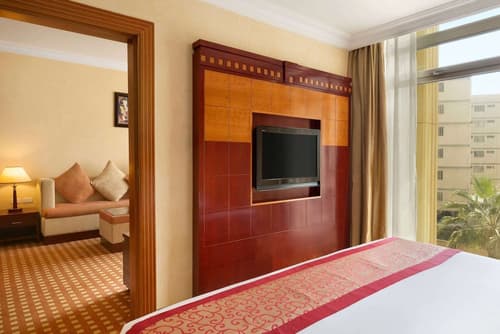 Ramada by Wyndham Riyadh, Room