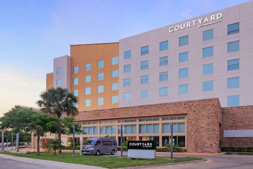 Courtyard by Marriott Ciudad del Carmen Campeche, Exterior