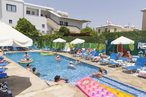 Alecos Hotel Apartments, Pool