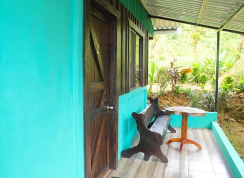 Posada Río Celeste La Amistad