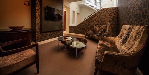 Hotel Hostal Cuba, Lobby sitting area