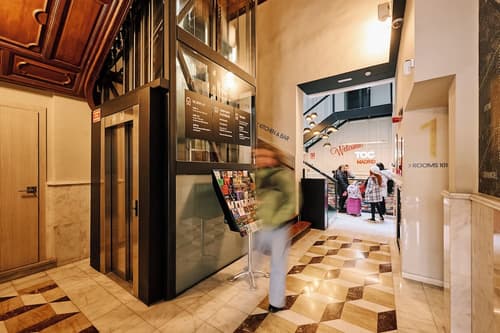 TOC Hostel and Suites Madrid, Reception