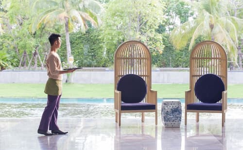 U Sathorn Bangkok, Lobby sitting area