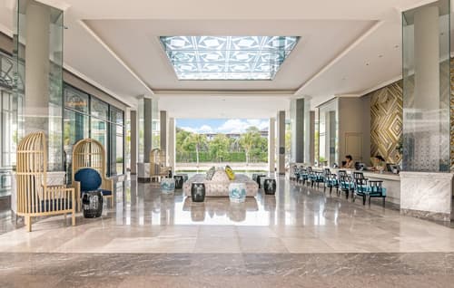 U Sathorn Bangkok, Lobby sitting area