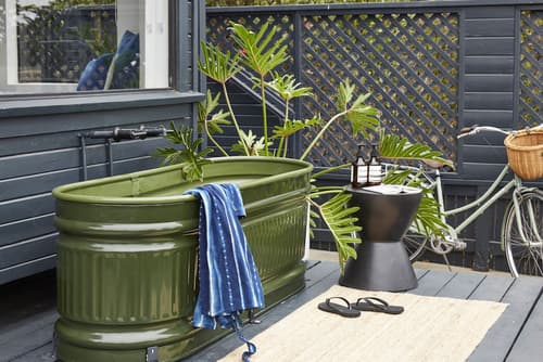 White Water, Terrace/patio