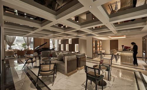 La Siesta Premium Saigon, Lobby