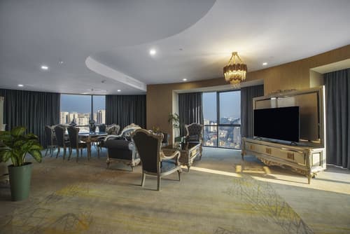 Royal Tulip Hotel & Casino Tbilisi, Room