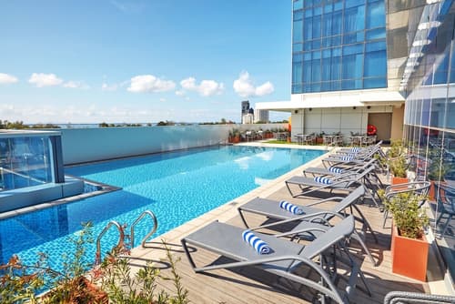 Mercure Mactan Cebu, Pool